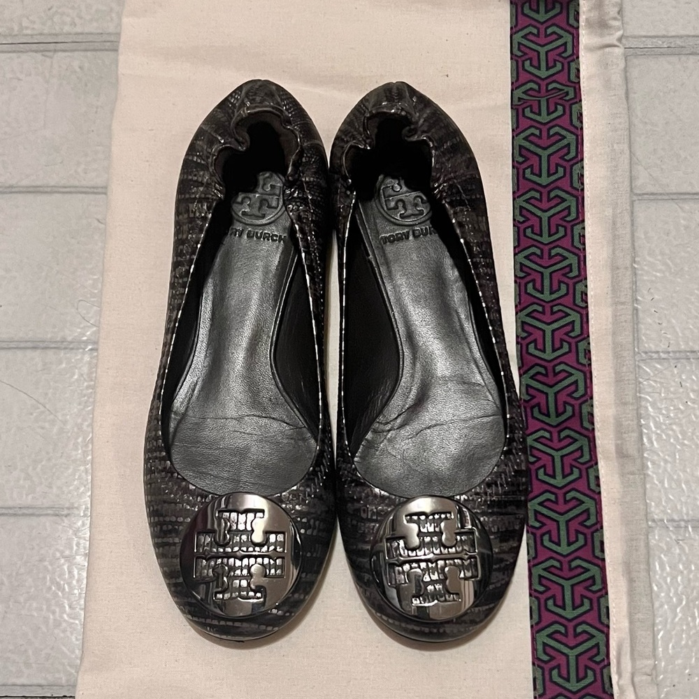 Tory Burch Metallic Silver Python Flat Shoes, 5.5 - image 1